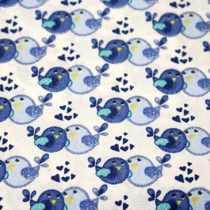 Tissu popeline coton Le duo d'oiseaux bleus, fond blanc - TissusPapi.com