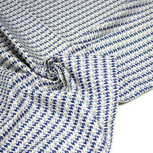 Tissu popeline coton L'oiseau bleu roi, fond écru - TissusPapi.com