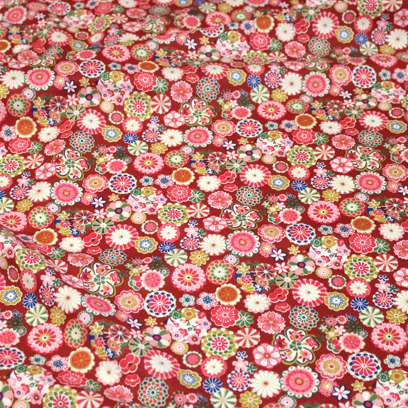 Tissu cotonnade fleuri japonais rouge carmin aux fleurs multicolores - OEKO-TEX STANDARD 100