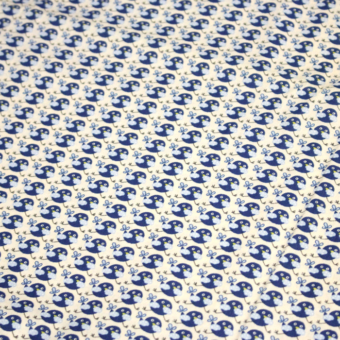 Tissu popeline coton L'oiseau bleu roi, fond écru - TissusPapi.com