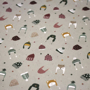 Tissu coton NOËL gris aux chapeaux, bonnets et chapkas - OEKO - TEX - TissusPapi.com