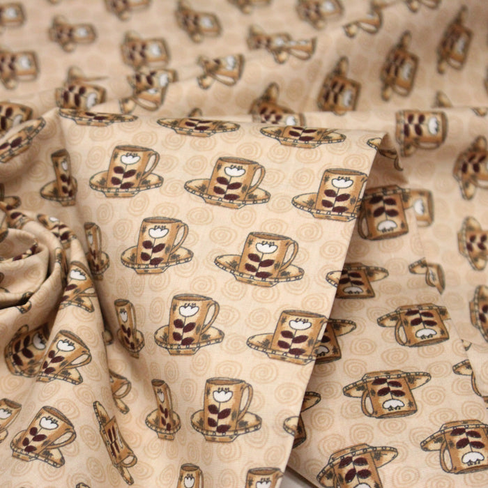 Tissu popeline coton crème aux tasses de café - TissusPapi.com