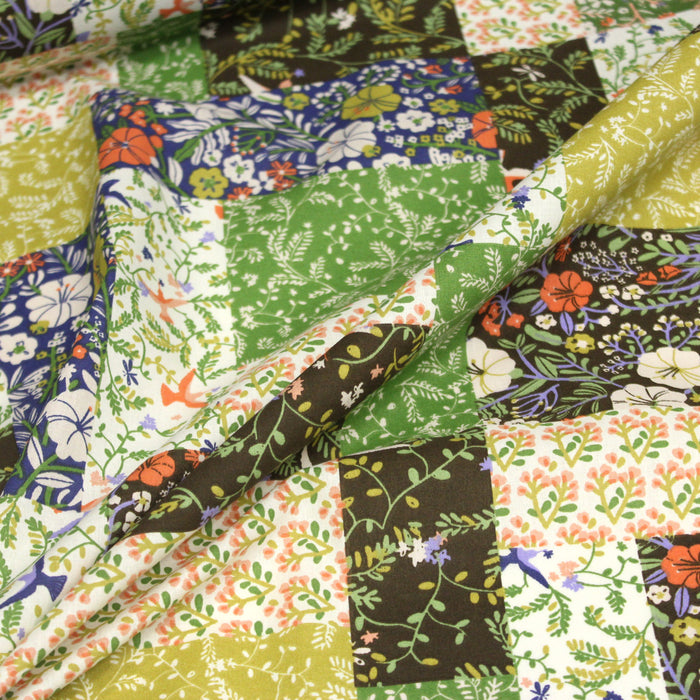 Tissu de coton motif patchwork imprimé floral et multicolore - COLLECTION BLOEM - OEKO-TEX®
