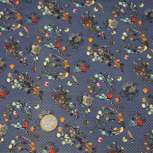 Tissu popeline coton bleu aux fins pois noirs et fines fleurs multicolores - TissusPapi.com