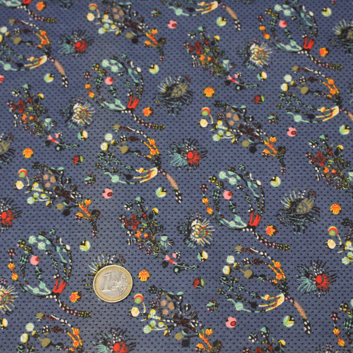 Tissu popeline coton bleu aux fins pois noirs et fines fleurs multicolores - TissusPapi.com