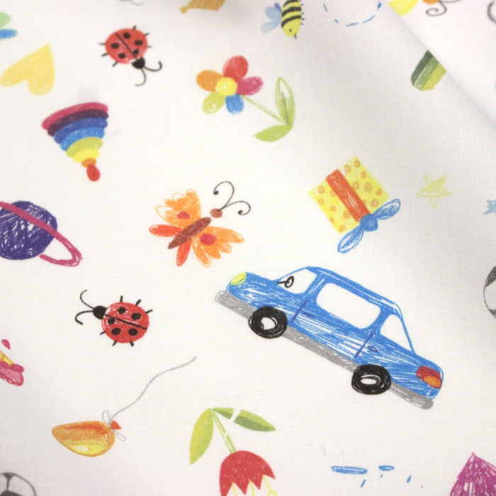 Tissu cotonnade aux DESSINS D'ENFANT multicolores, fond blanc - TissusPapi.com