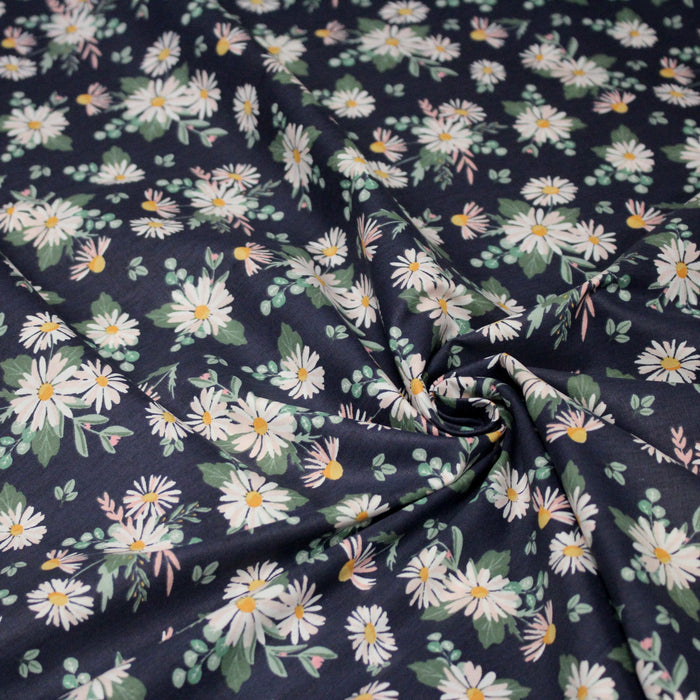 Tissu popeline coton bleu aux marguerites blanches et jaunes - TissusPapi.com