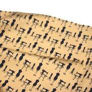 Tissu popeline coton LA COUTURE, mannequins & machines à coudre, fond ocre - TissusPapi.com