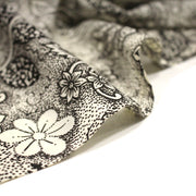 Tissu viscose fluide écru aux fleurs indiennes noires - COLLECTION KALAMKARI - TissusPapi.com