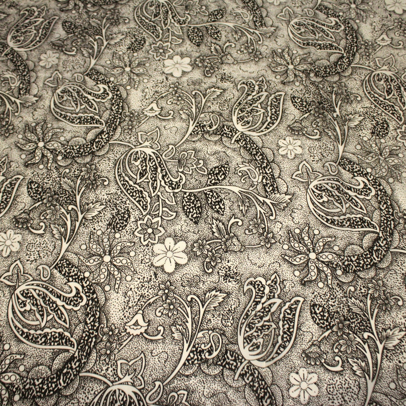 Tissu viscose fluide écru aux fleurs indiennes noires - COLLECTION KALAMKARI - TissusPapi.com
