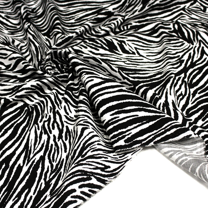 Tissu popeline de viscose motif zébré noir & blanc - Fabrication française - OEKO-TEX