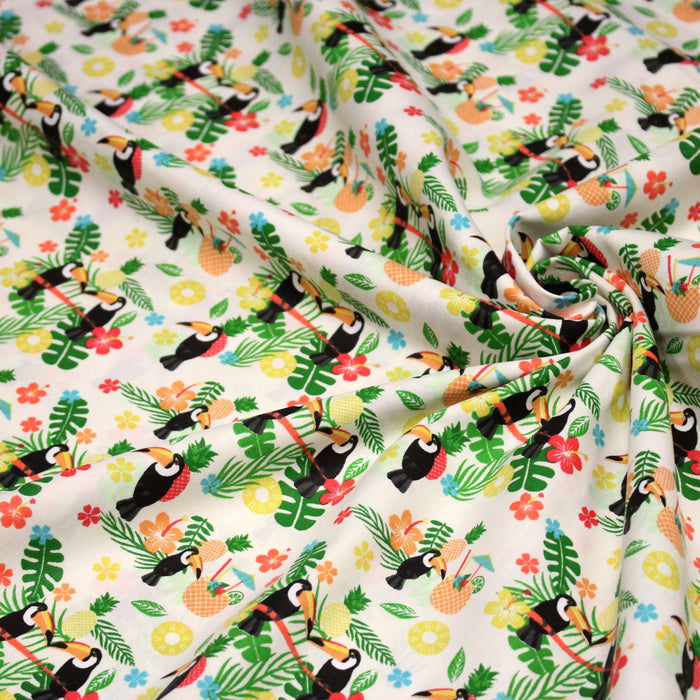 Tissu popeline coton écru aux toucans et plantes tropicales multicolores - TissusPapi.com