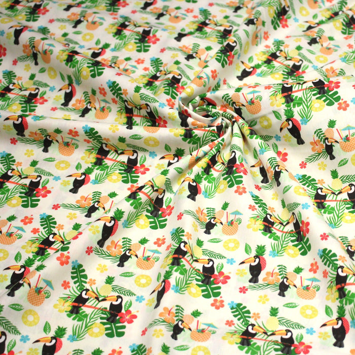 Tissu popeline coton écru aux toucans et plantes tropicales multicolores - TissusPapi.com