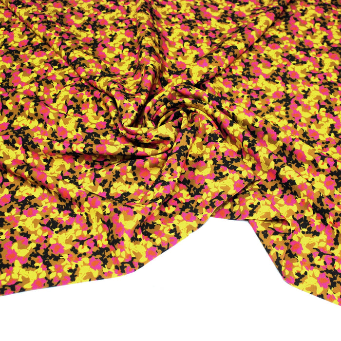 Tissu Viscose fluide MAKIA, floral jaune et rose, fond ocre - STANDARD 100 OEKO - TEX - TissusPapi.com