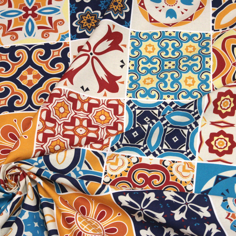 Tissu cotonnade aux carreaux de faïence multicolore - COLLECTION AZULEJOS - TissusPapi.com