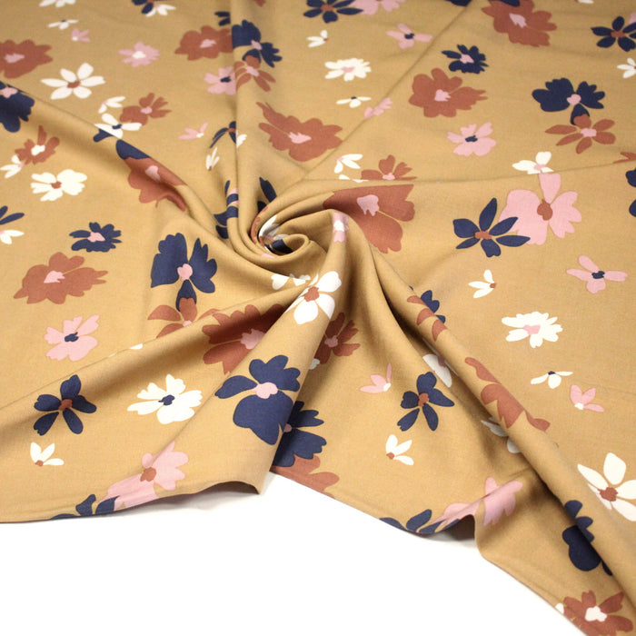 Tissu Viscose fluide AIDINA, ocre aux fleurs noirs, roses et blanches - OEKO-TEX