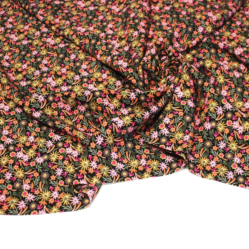 Tissu Viscose fluide JOLI petit fleuri rose ocre vert fond noir – STANDARD 100 OEKO - TEX - TissusPapi.com