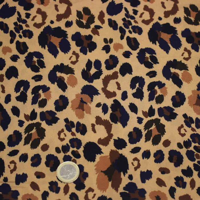 Tissu Viscose fluide LYNX motif léopard ocre et noir – STANDARD 100 OEKO-TEX