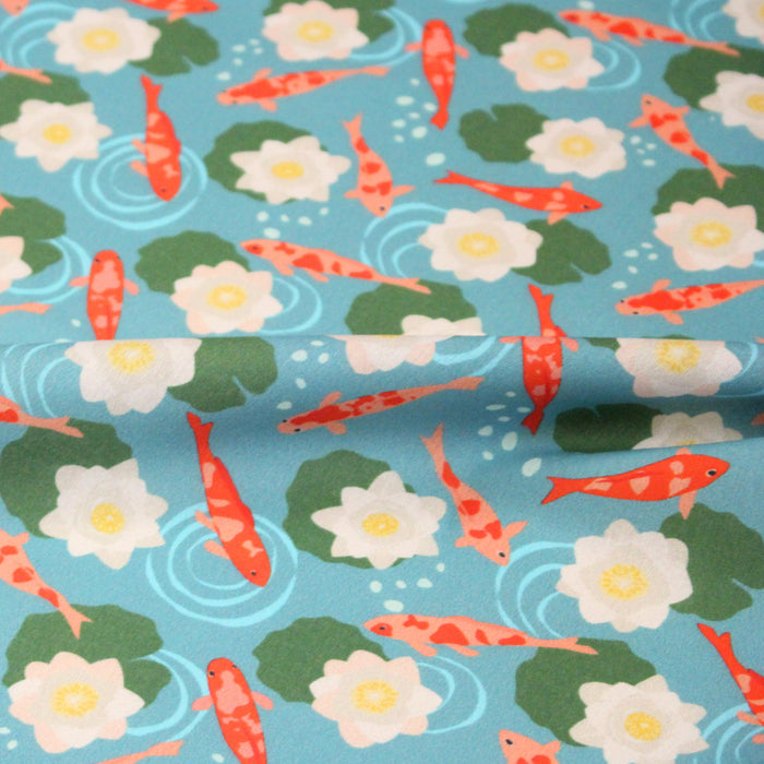 Tissu cotonnade motif japonais KOï aux poissons carpes koï & nénuphars, fond bleu d'eau - OEKO-TEX