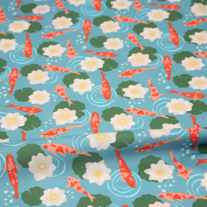 Tissu cotonnade motif japonais KOï aux poissons carpes koï & nénuphars, fond bleu d'eau - OEKO-TEX