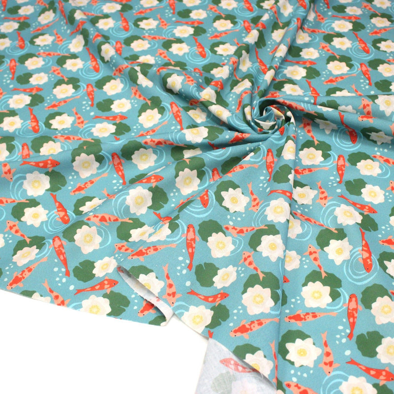 Tissu cotonnade motif japonais KOï aux poissons carpes koï & nénuphars, fond bleu d'eau - OEKO - TEX - TissusPapi.com