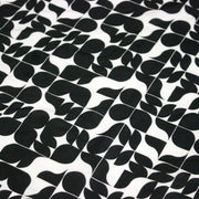 Tissu viscose fluide SEVENTIES, motif géométrique noir et blanc - STANDARD 100 OEKO - TEX - TissusPapi.com