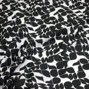 Tissu viscose fluide SEVENTIES, motif géométrique noir et blanc - STANDARD 100 OEKO - TEX - TissusPapi.com