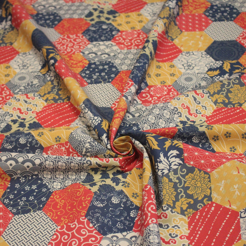 Tissu cotonnade HARAJUKA, motifs japonais, tons bleus, jaunes et rouges - OEKO - TEX - TissusPapi.com