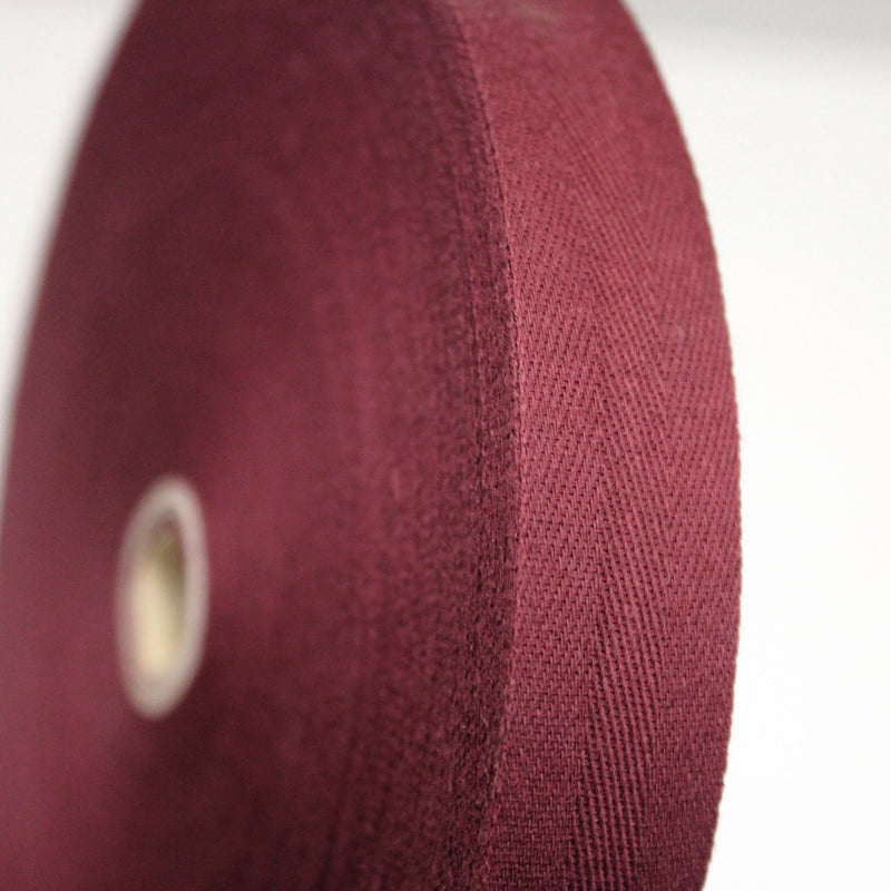 Ruban sergé de coton rouge bordeaux 20mm - Galette de 50 mètres - Fabrication française - TissusPapi.com