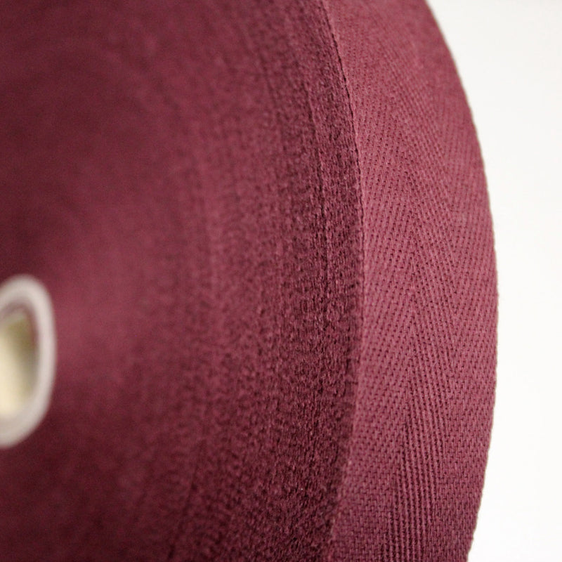 Ruban sergé de coton rouge bordeaux 20mm - Galette de 50 mètres - Fabrication française - TissusPapi.com