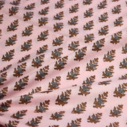 Tissu coton fin imprimé INDIENNES, rose aux fleurs traditionnelles cacao et gris - TissusPapi.com