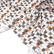 Tissu cotonnade KAWAII aux chats japonais blancs, gris et roux - OEKO - TEX - TissusPapi.com