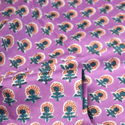 Tissu coton fin imprimé INDIENNES, parme aux fleurs traditionnelles corail et bleues - TissusPapi.com