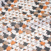 Tissu cotonnade KAWAII aux chats japonais blancs, gris et roux - OEKO - TEX - TissusPapi.com