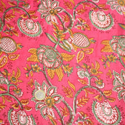 Tissu coton fin imprimé INDIENNES, rose fuchsia aux fines fleurs jaunes rouges et vertes - TissusPapi.com