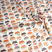 Tissu cotonnade KAWAII aux chiens japonais Shiba blancs, gris et roux, noeud papillon & bandanas - OEKO - TEX - TissusPapi.com