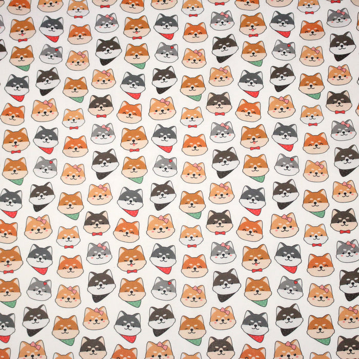 Tissu cotonnade KAWAII aux chiens japonais Shiba blancs, gris et roux, noeud papillon & bandanas - OEKO-TEX