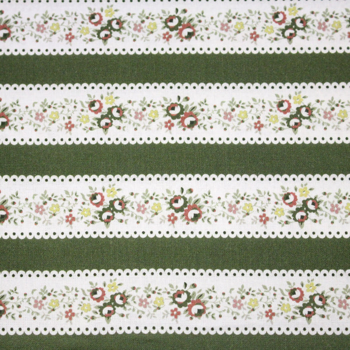 Tissu cotonnade vert & blancs, fleurs & dentelles imprimées - OEKO-TEX