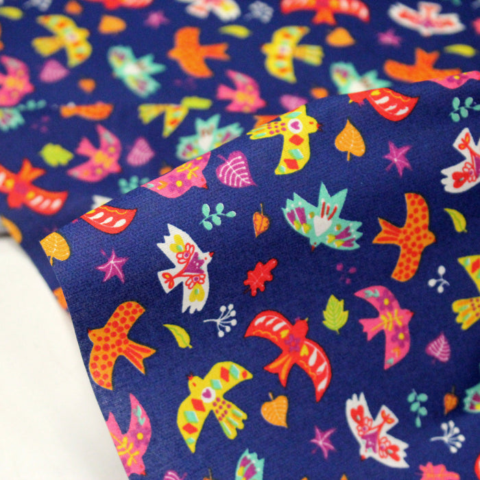 Tissu cotonnade fond bleu aux oiseaux multicolores - OEKO-TEX STANDARD 100