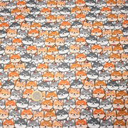 Tissu cotonnade KAWAII aux chiens japonais Shiba blancs, gris et roux, noeud papillon - OEKO - TEX - TissusPapi.com