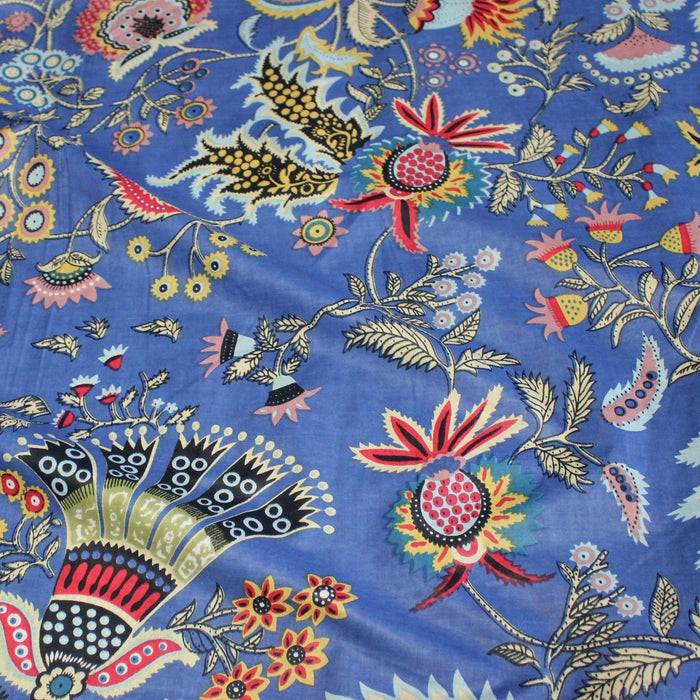 Tissu coton fin imprimé INDIENNES, bleu aux fleurs et motifs indiens multicolores - TissusPapi.com