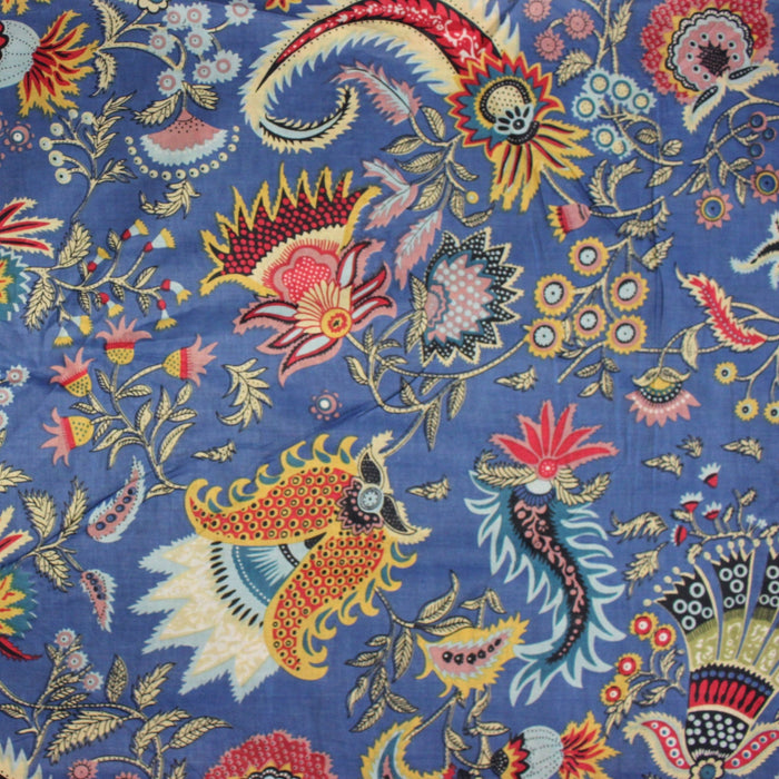 Tissu coton fin imprimé INDIENNES, bleu aux fleurs et motifs indiens multicolores - TissusPapi.com