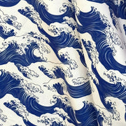 Tissu gabardine coton imprimée HOKUSAI Vagues japonaises bleues & blanc cassé - OEKO - TEX - TissusPapi.com