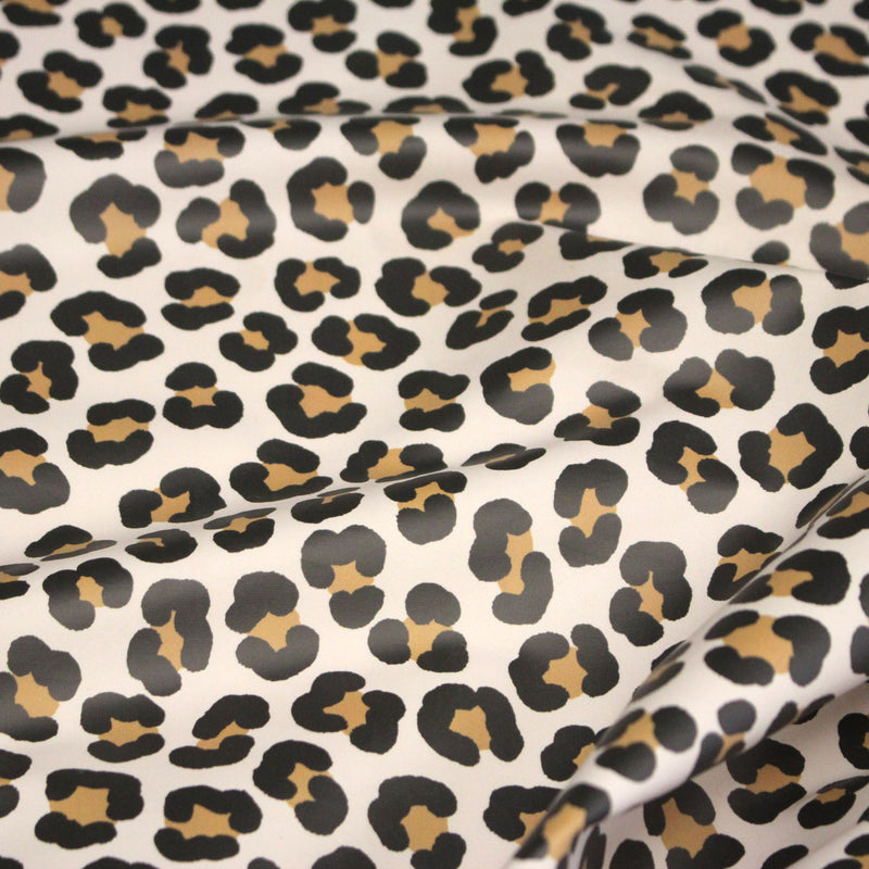 Tissu habillement imperméable, imprimé motif LEOPARD - TissusPapi.com