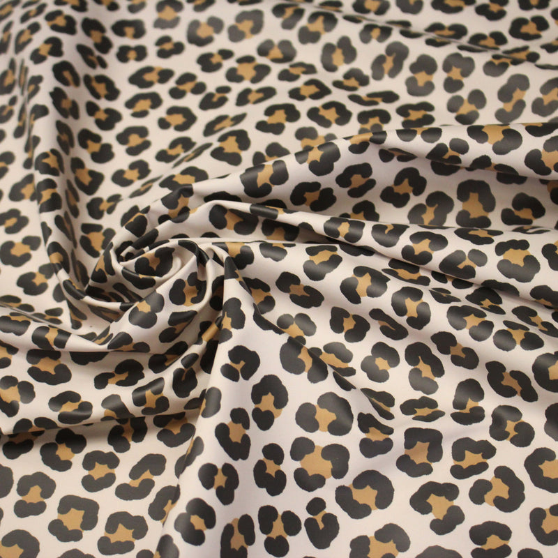 Tissu habillement imperméable, imprimé motif LEOPARD - TissusPapi.com