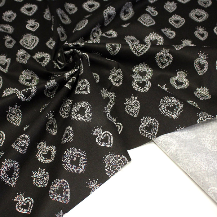 Tissu cotonnade COEURS SACRÉS, noir aux coeurs - OEKO-TEX STANDARD 100