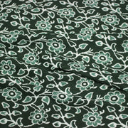 Tissu coton fin imprimé INDIENNES, vert bouteille aux fleurs et feuilles vertes et blanches - STANDARD 100 OEKO - TEX - TissusPapi.com