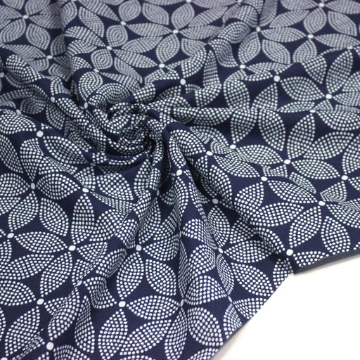 Tissu coton fin imprimé INDIENNES, bleu marine aux fleurs à pois blanc cassé - STANDARD 100 OEKO - TEX - TissusPapi.com