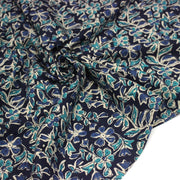 Tissu coton fin imprimé INDIENNES, fleuri traditionnel bleu écru vert, fond bleu marine - STANDARD 100 OEKO - TEX - TissusPapi.com