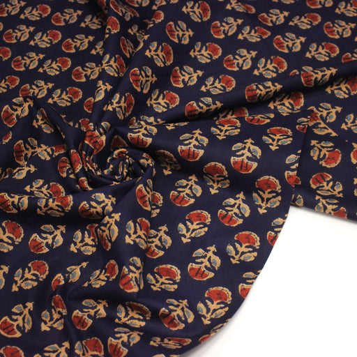 Tissu coton fin imprimé INDIENNES, marine aux fleurs traditionnelles rouge ocre et bleu - STANDARD 100 OEKO - TEX - TissusPapi.com
